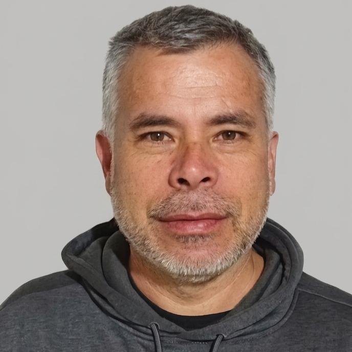Gonzalo Flores-Domarchi
